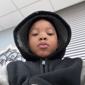 Meet your Posher, Elijah